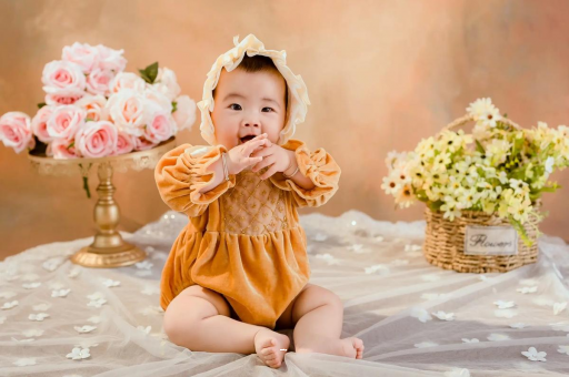 兴安盟宝宝睡觉爱笑 兴安盟宝宝睡觉爱笑